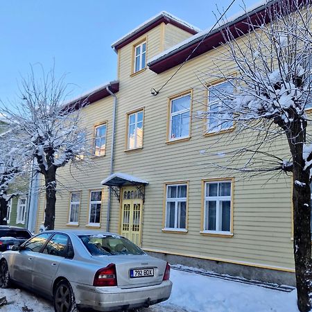 Tolstoi Scandinavian 1 Bedroom Apartment + Free Parking Тарту Экстерьер фото