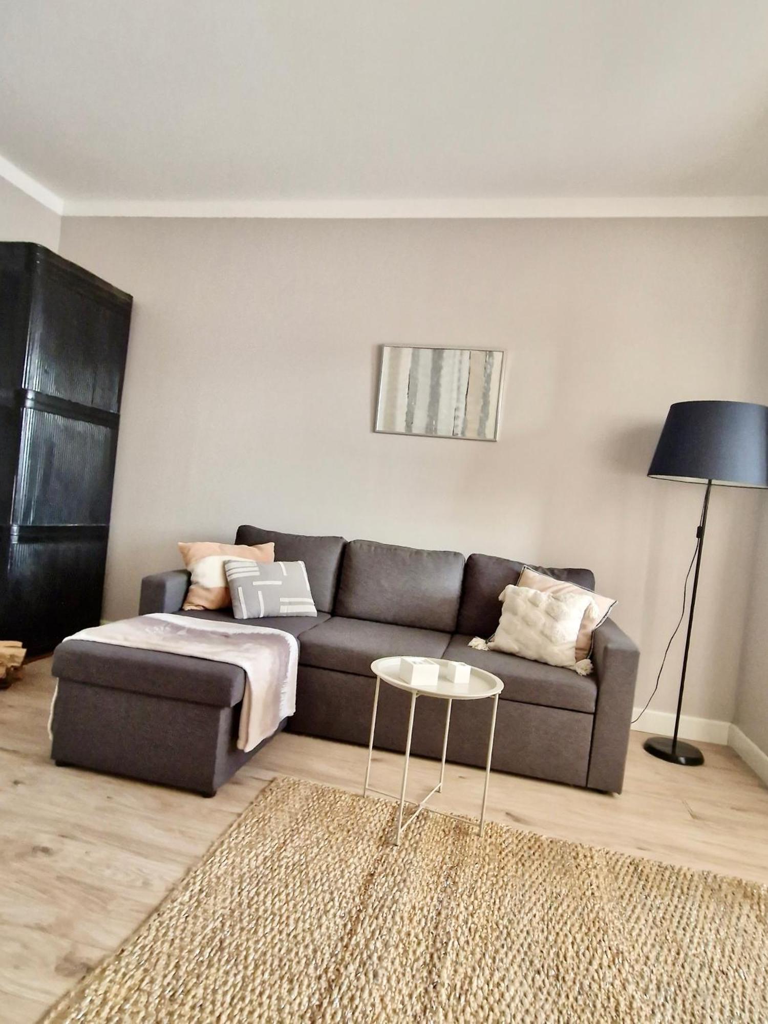 Tolstoi Scandinavian 1 Bedroom Apartment + Free Parking Тарту Экстерьер фото